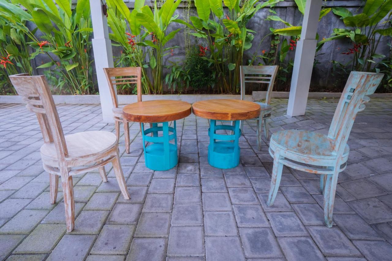Hotel Kos Bulan Bali Kuta Lombok Exterior foto